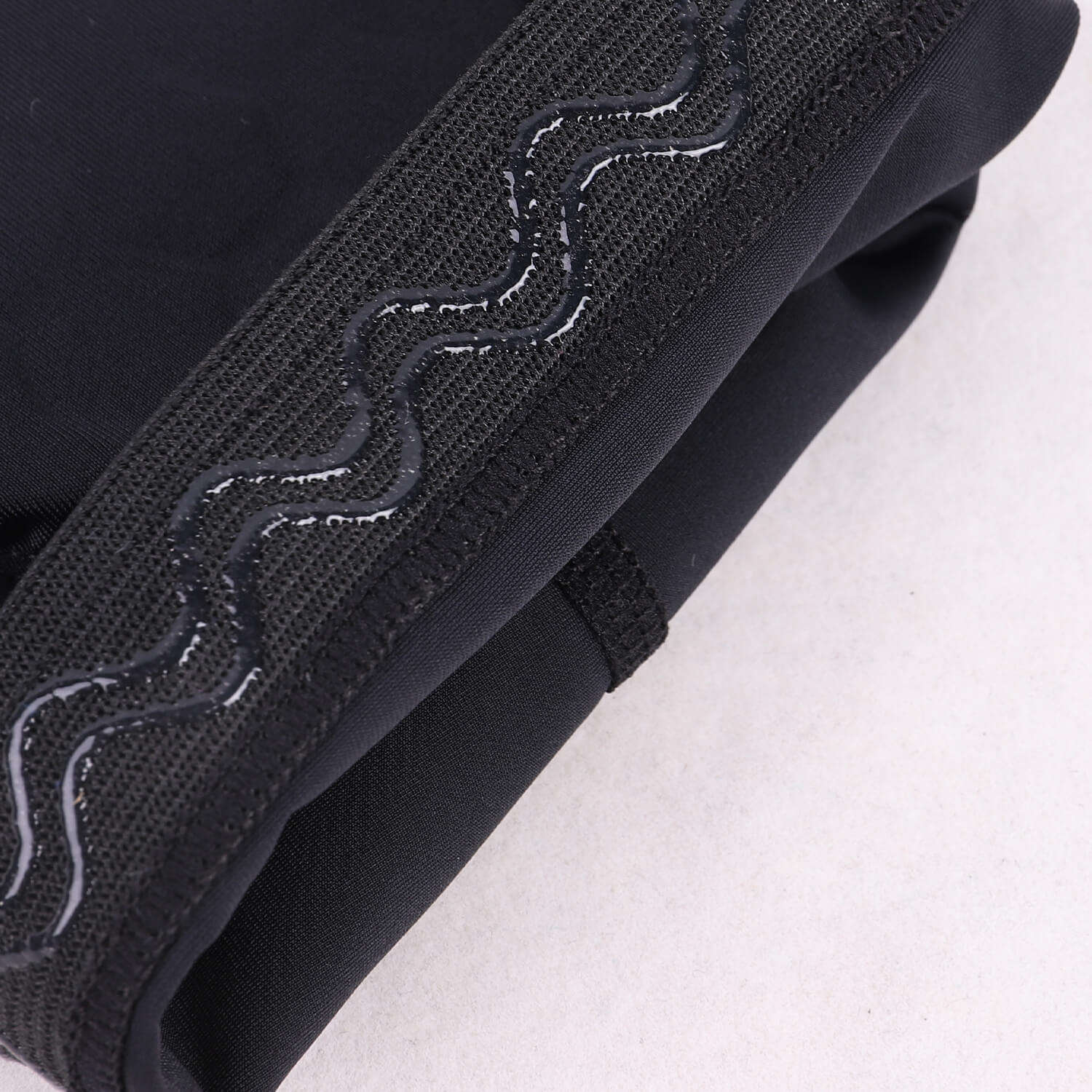 Ingebouwde scheenbeschermers